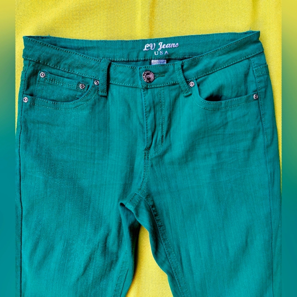 LV JEANS USA Woman Green 💚 Color Size 9/10 Cotton